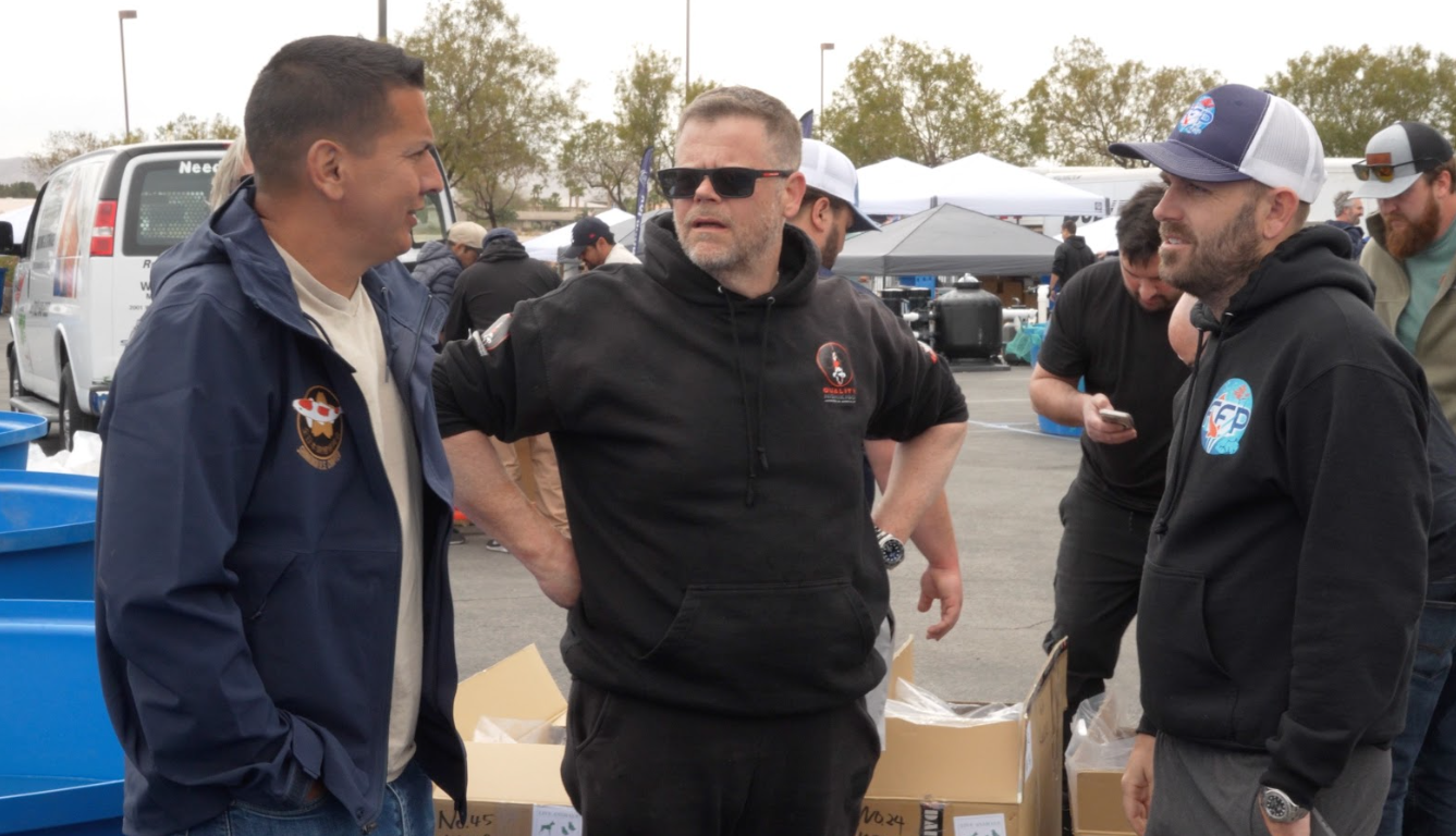 Fitz’s Fish Ponds (FFP) came in full force, serving as a vendor, banquet sponsor, koi transport crew, and most importantly—a proud partner to customers who showed some of the most incredible fish of the weekend.